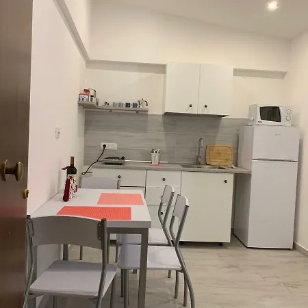 Appartement Deni's Per 4 *