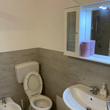 Appartement Deni's Per 4 *