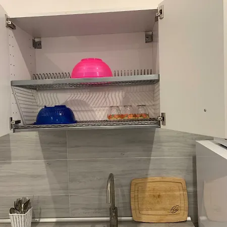 Deni's Per 4 Apartment Syracuse