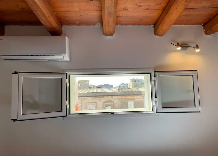 Deni's Per 4 Syracuse