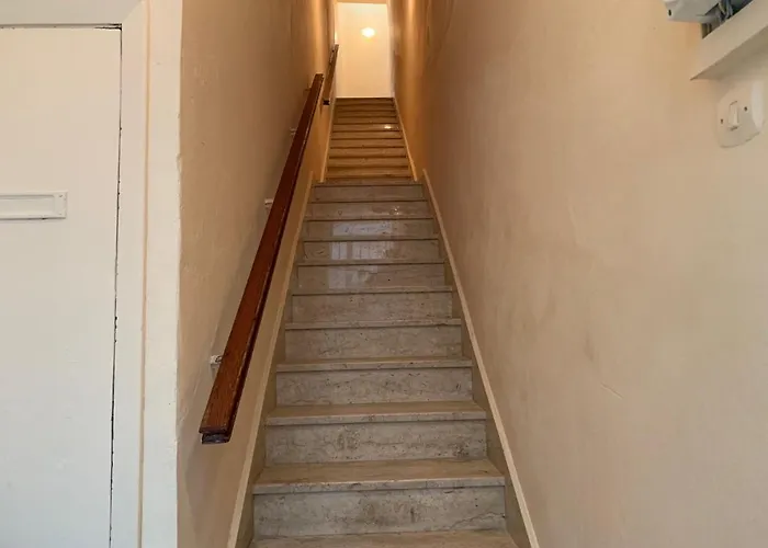 Deni's Per 4 Apartment Syracuse