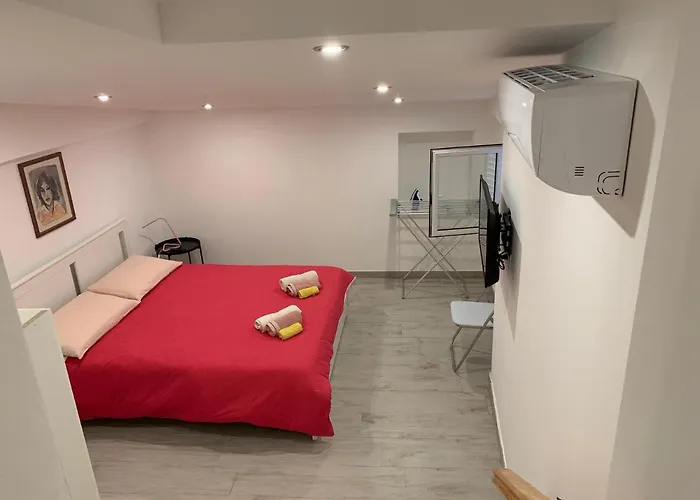 Deni's Per 4 * 시라쿠사